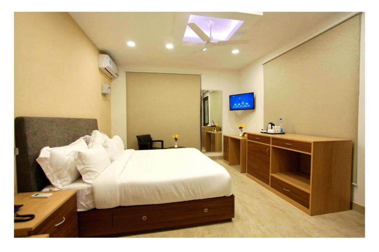 Phoenix Luxe Roooms Couette-café New Delhi